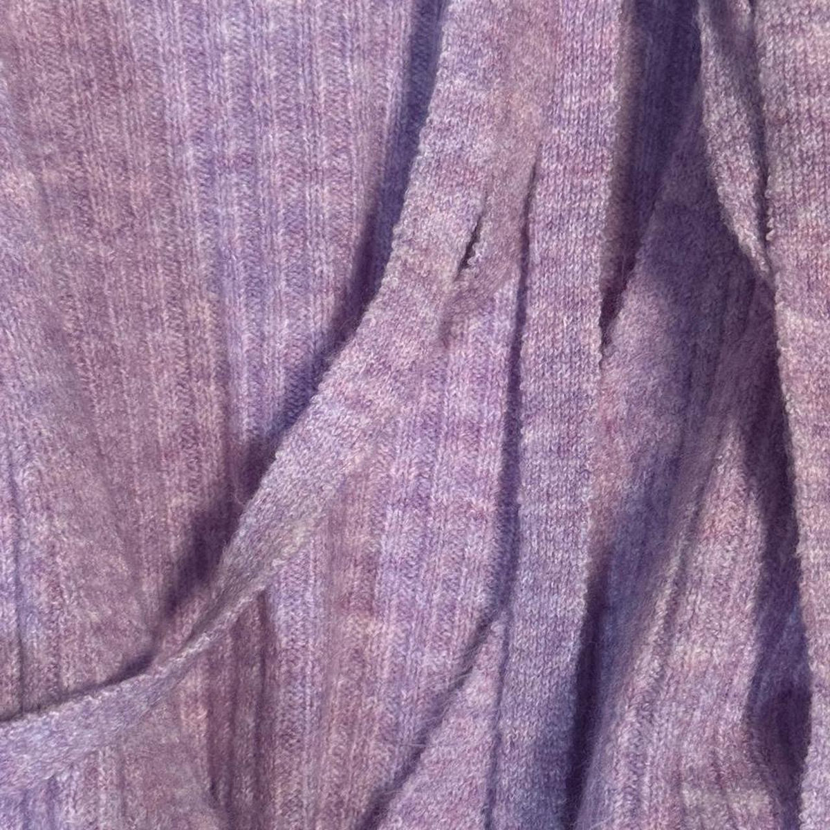 Urban Outfitters - Lilac Knit Cardigan - Small